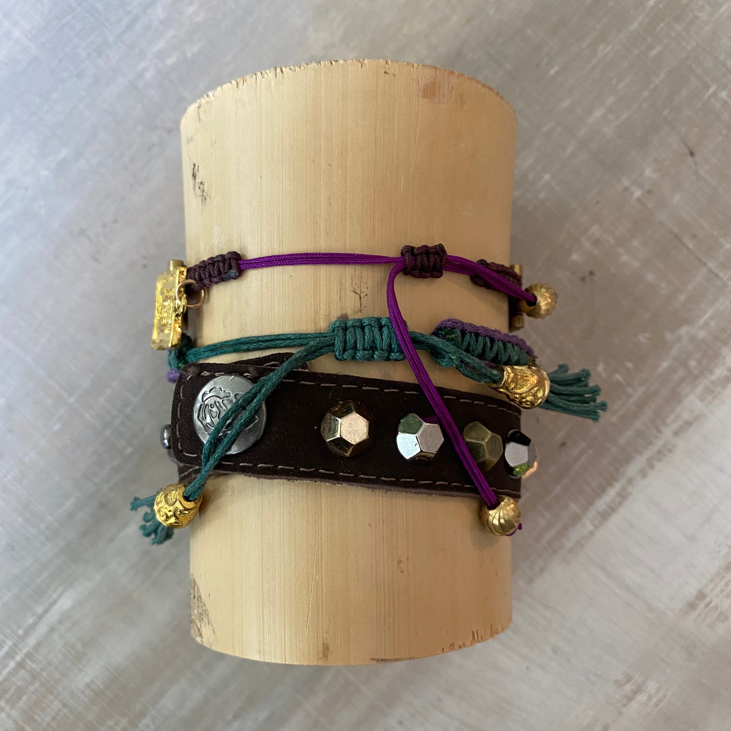 Oh Snap: Macrame String Bracelet Set
