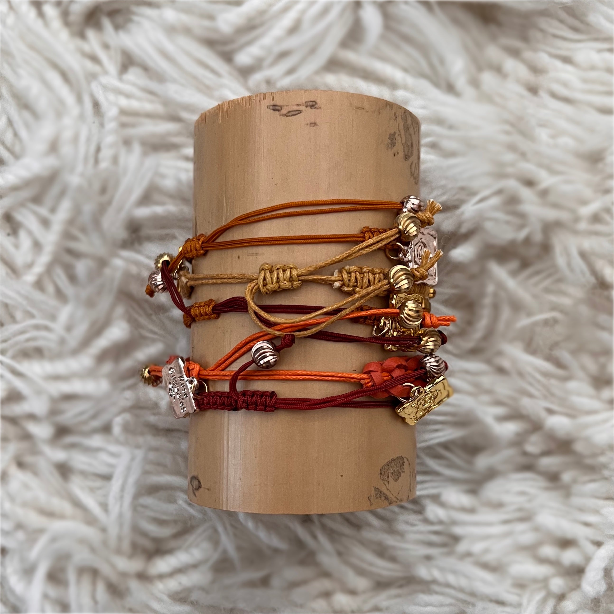 Sun Burnt : Macrame String Bracelet Set