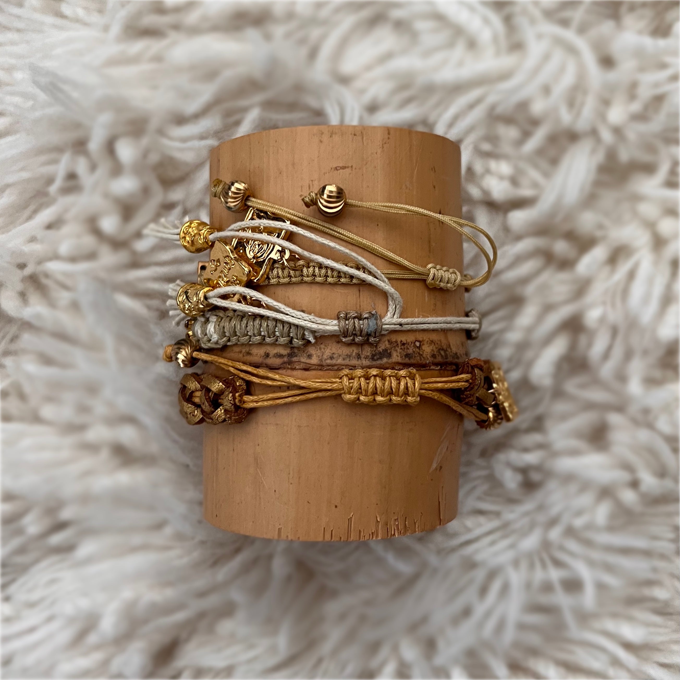 Goldilocks: Macrame String Bracelet Set