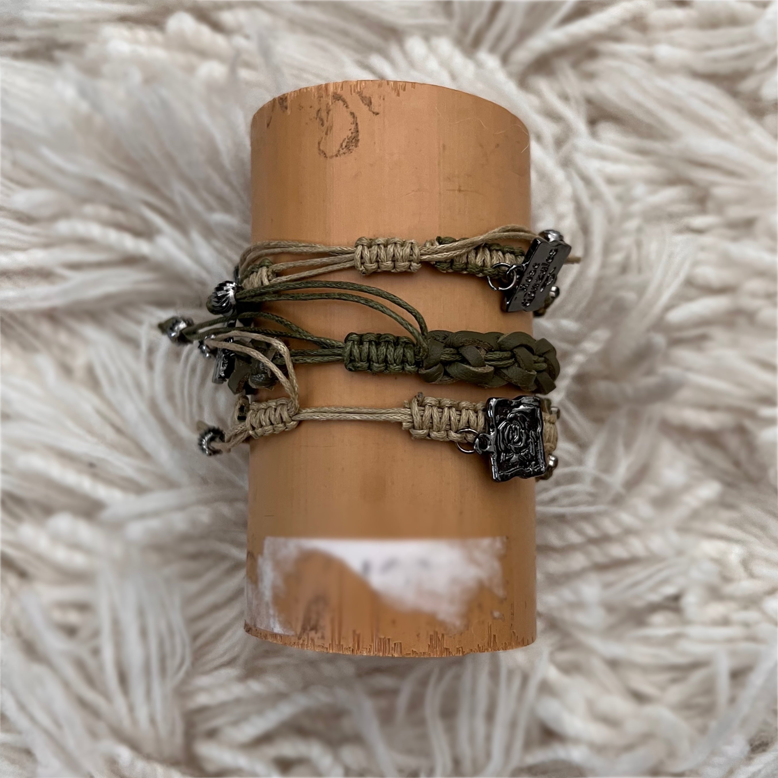 Off Road: Macrame String Bracelet Set