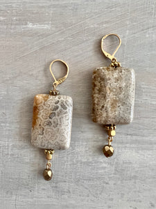 RGS-E023: Handcrafted Crystal Earrings