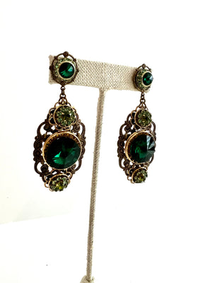 RGS-E030: Handcrafted Crystal Earrings