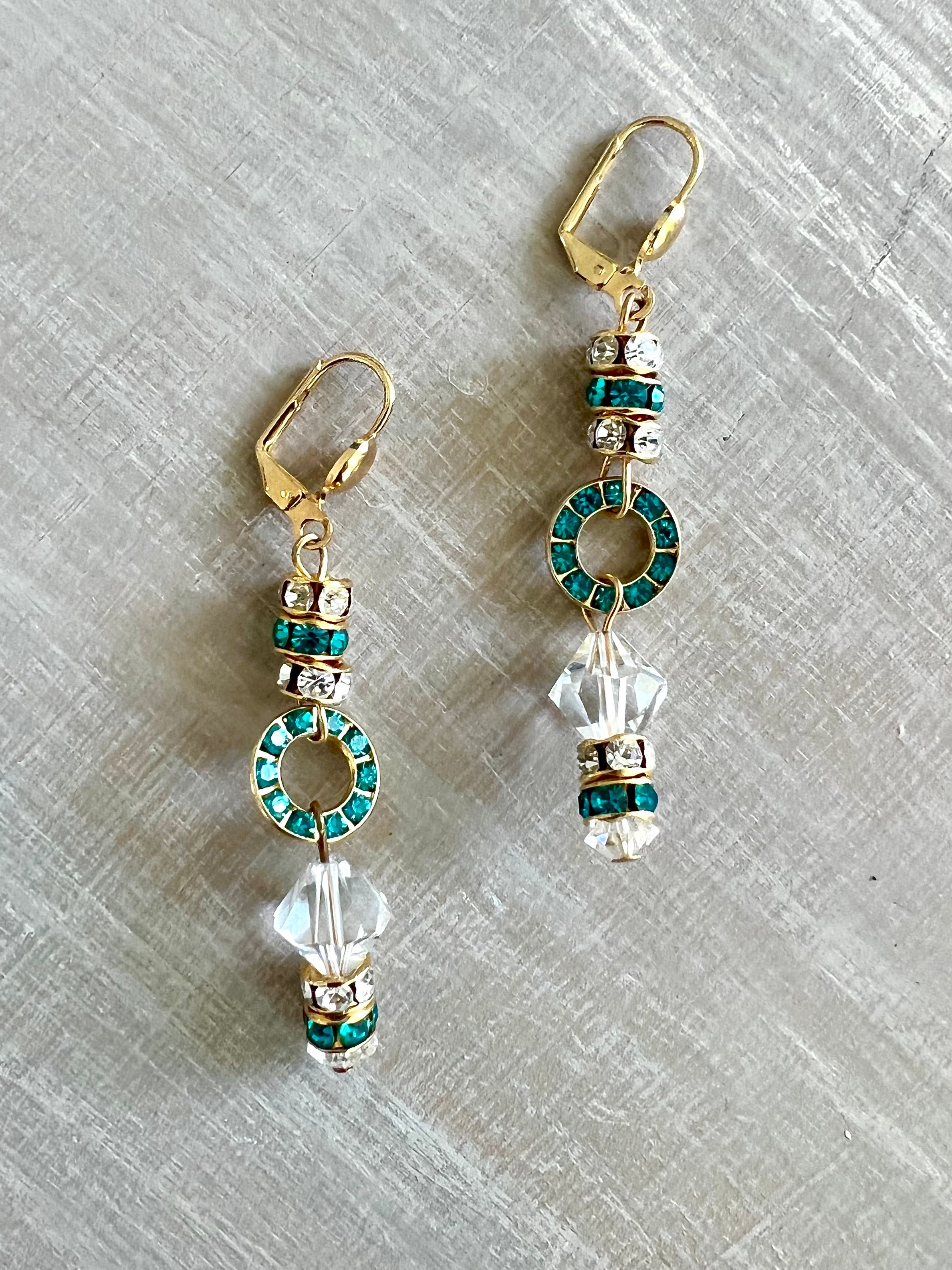 RGS-E059: Handcrafted Crystal Earrings