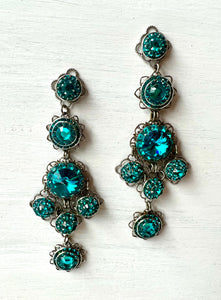 RGS-E033: Handcrafted Crystal Earrings