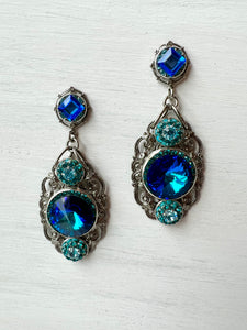 RGS-E002: Handcrafted Crystal Earrings