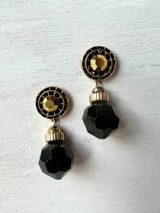 RGS-E035: Handcrafted Crystal Earrings