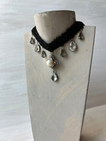 RGS-N010: Handcrafted Crystal Choker Ribbon Necklace