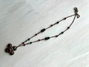 RGS-N042: Handcrafted Crystal Necklace