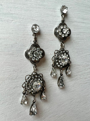 RGS-E054: Handcrafted Crystal Earrings