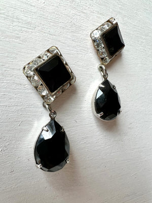 RGS-E063: Handcrafted Crystal Earrings