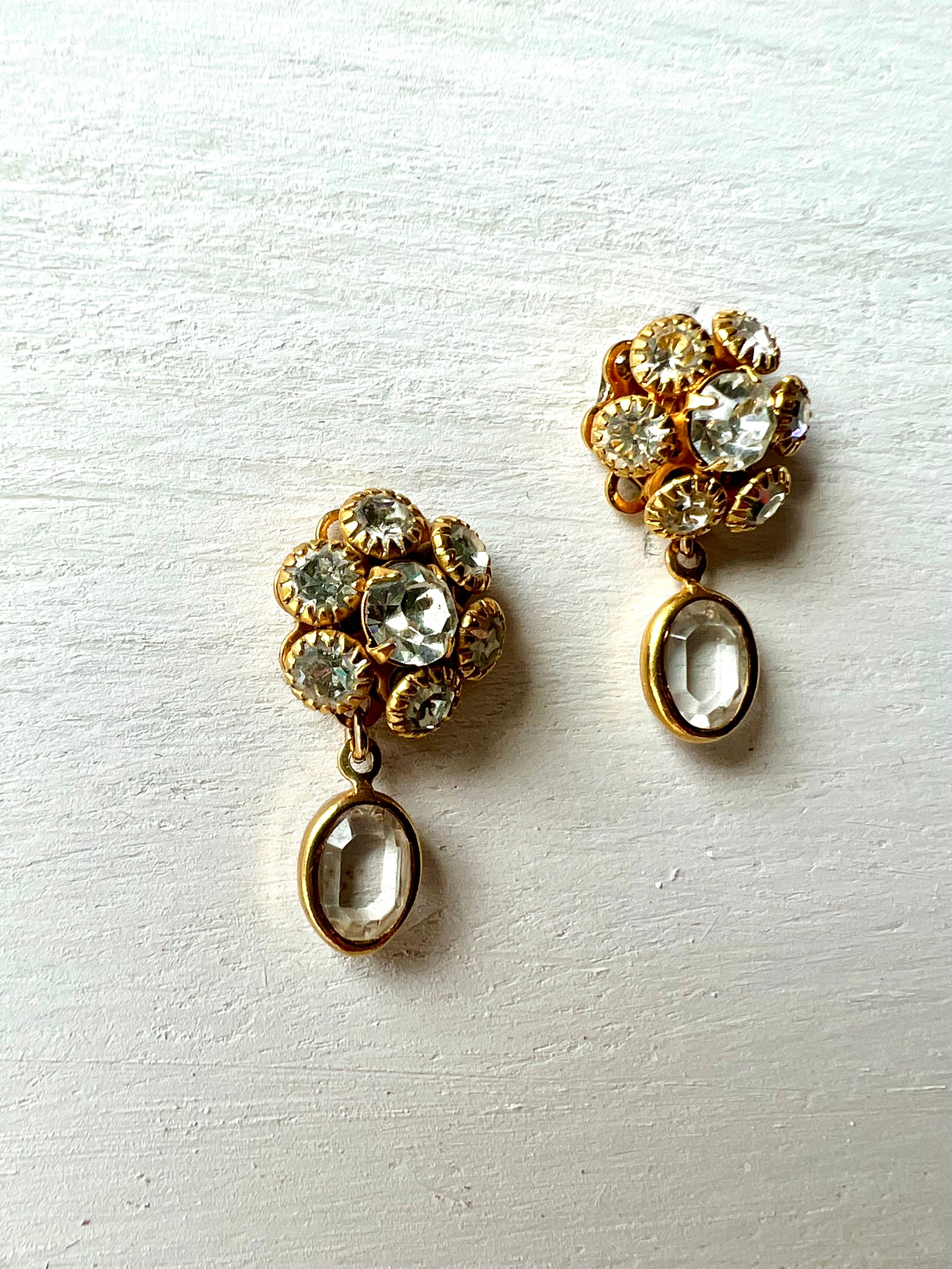 RGS-E050: Handcrafted Crystal Earrings