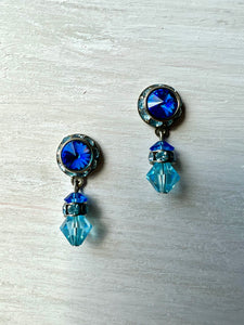 RGS-E045: Handcrafted Crystal Earrings