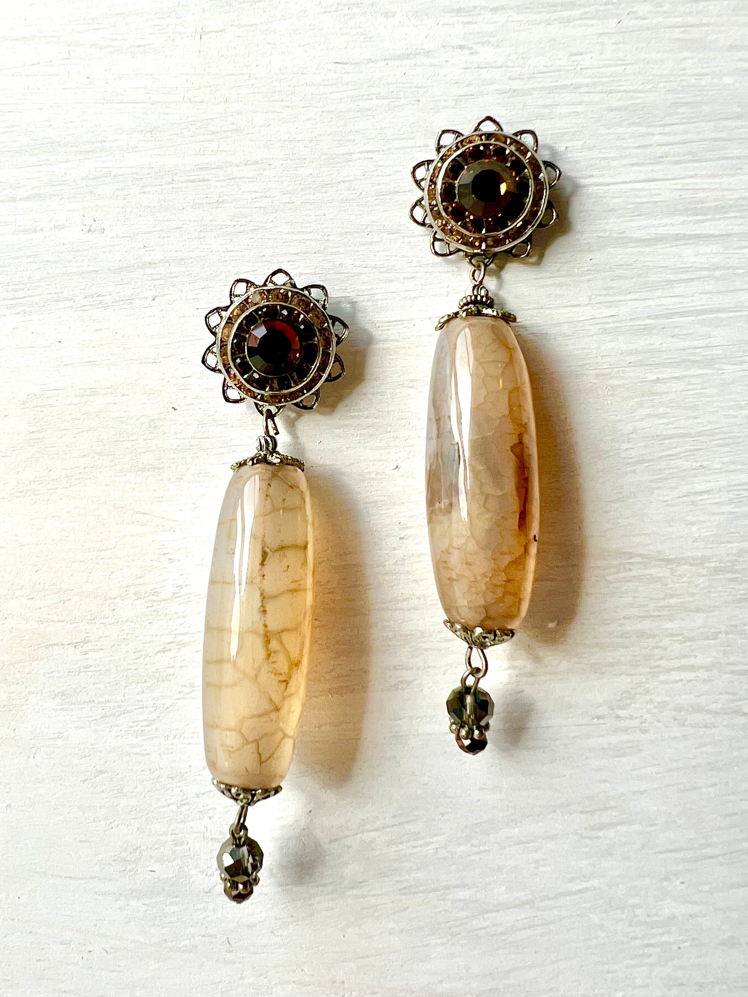 RGS-E026: Handcrafted Crystal Earrings