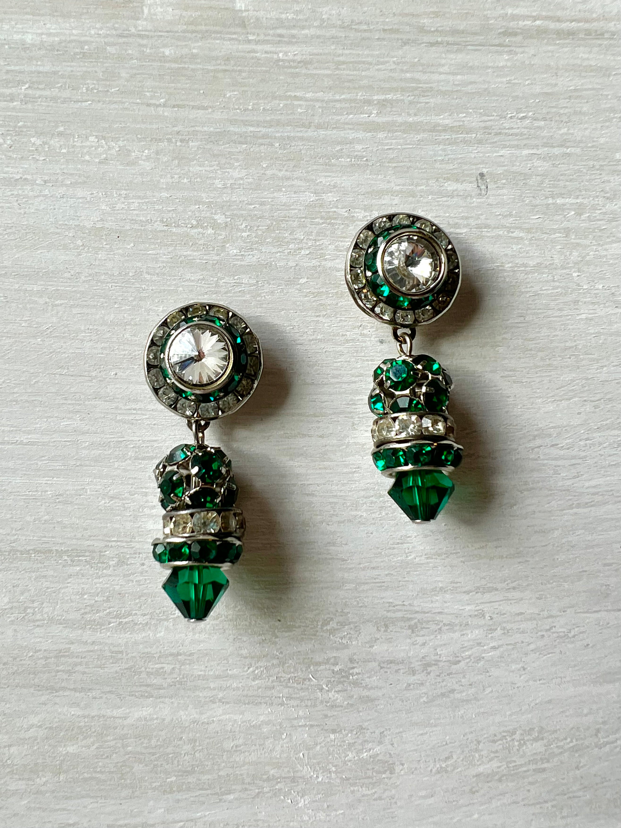 RGS-E018: Handcrafted Crystal Earrings