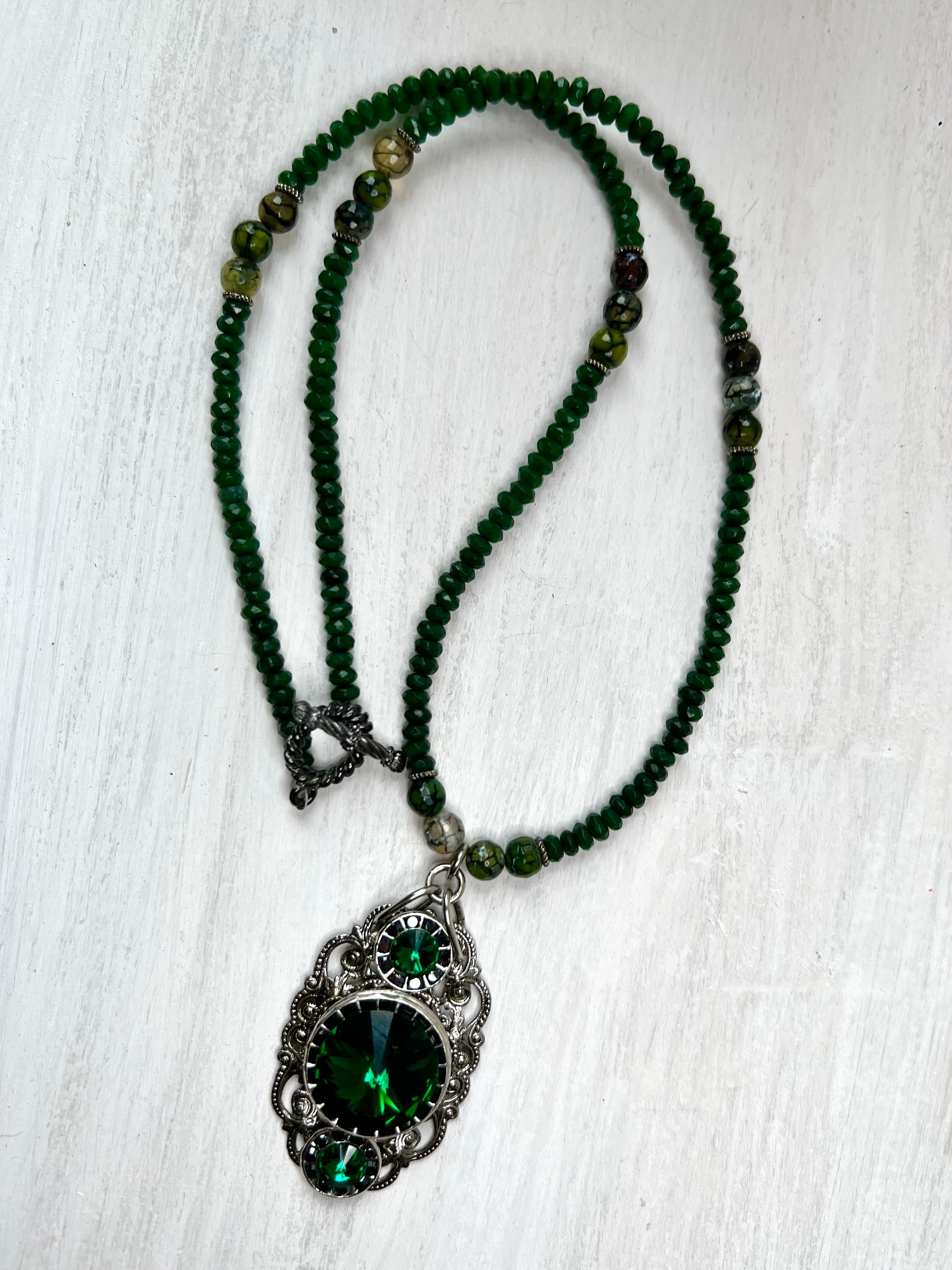 RGS-N041: Handcrafted Jade & Crystal Necklace
