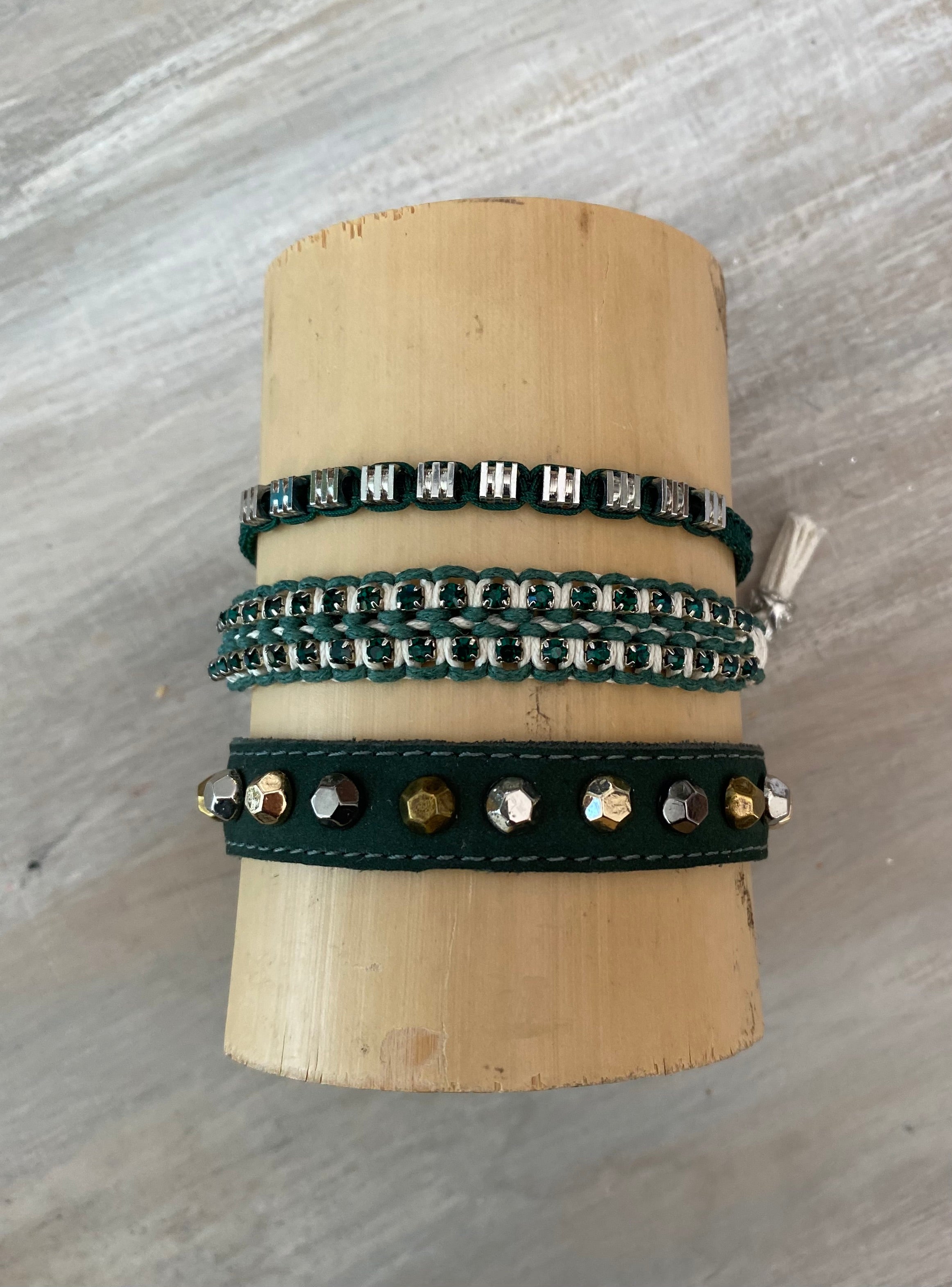 Game Day: Teal Green & White - Macrame String Bracelet Set
